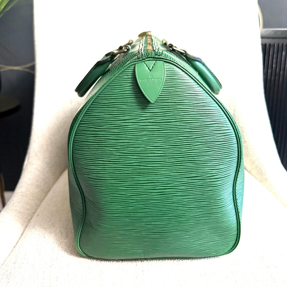 Authentic Louis Vuitton Speedy 35 satchel bag Epi Green Leather M42994 - Picture 6 of 16